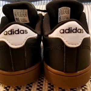 Boys size 13k Adidas